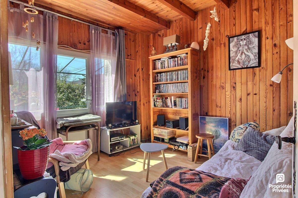 Appartement à JAUJAC
