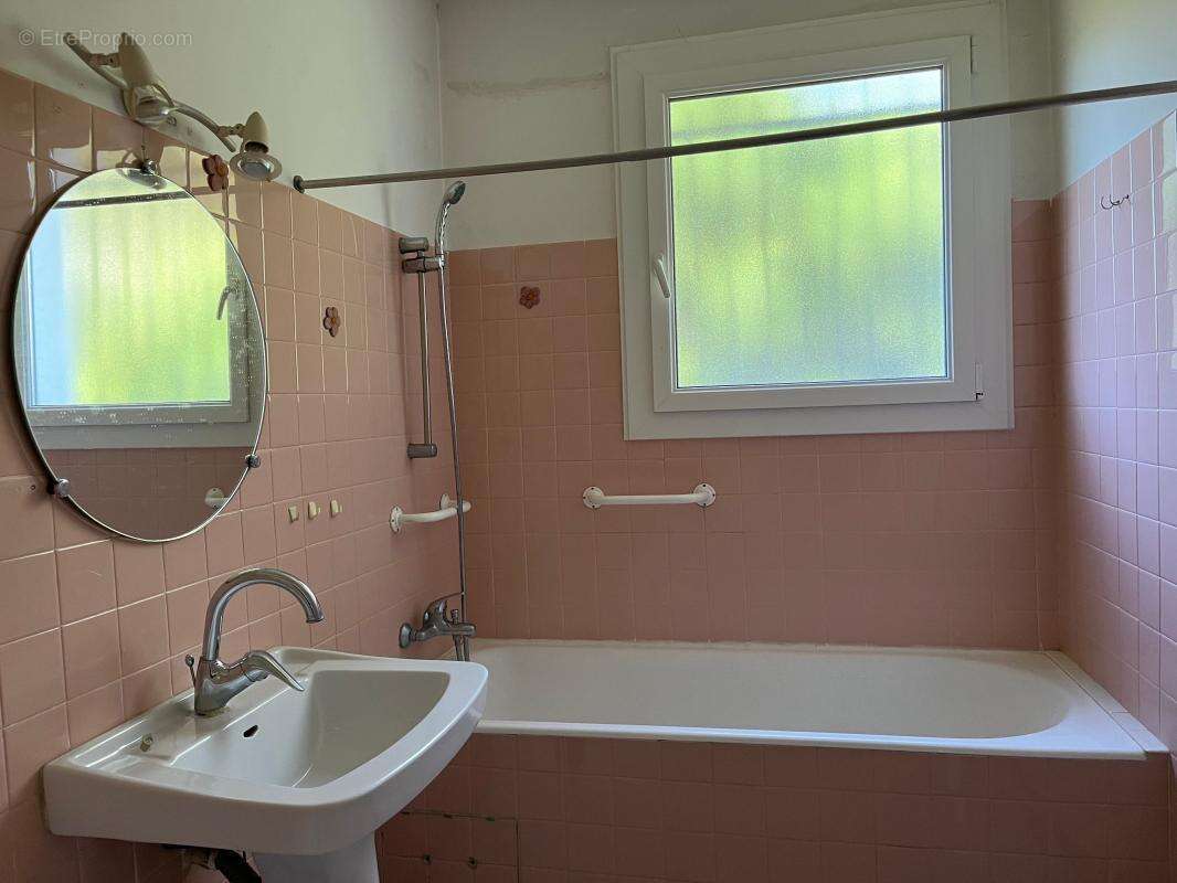 Maison à VAISON-LA-ROMAINE