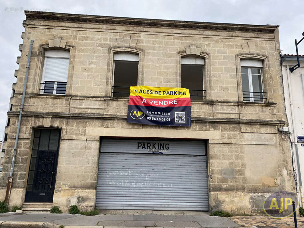 Parking à BORDEAUX