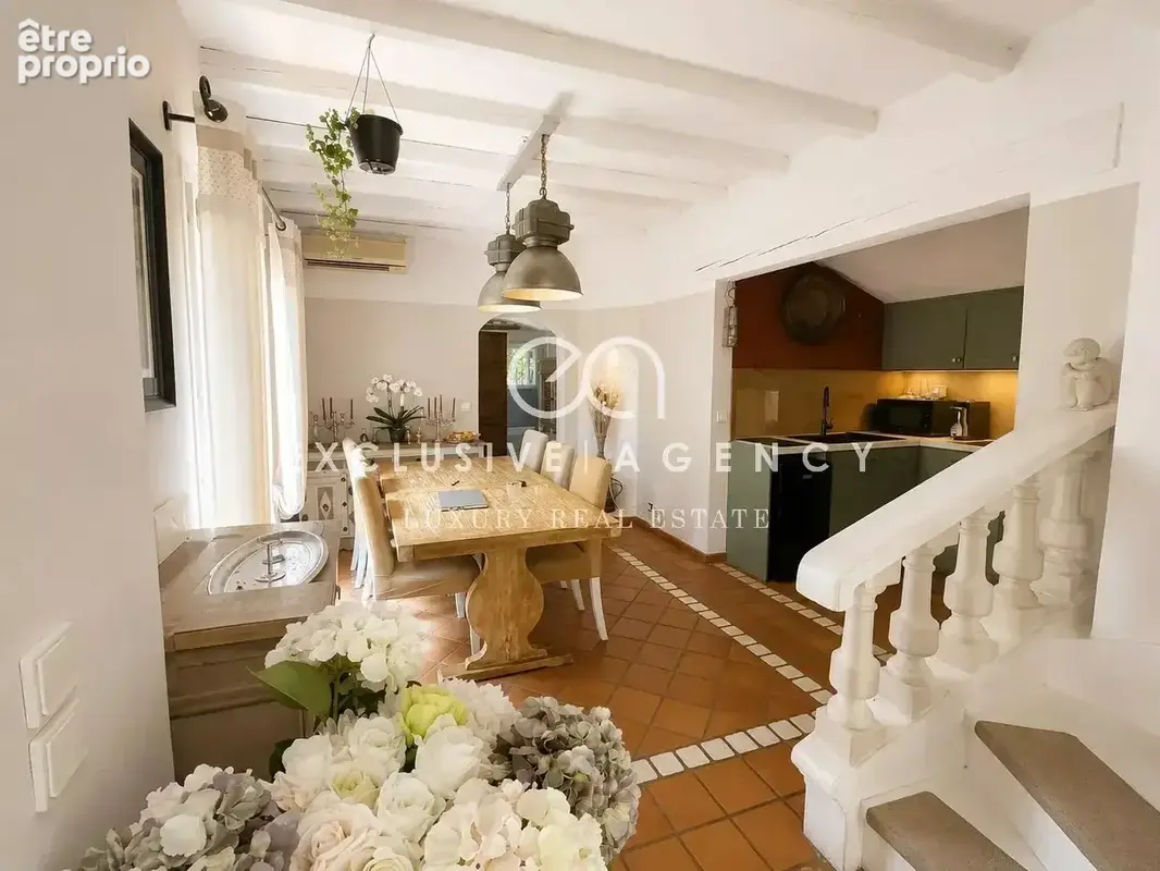 Mougins Saint Basile vente maison 5 pièces 120m² - photo 2