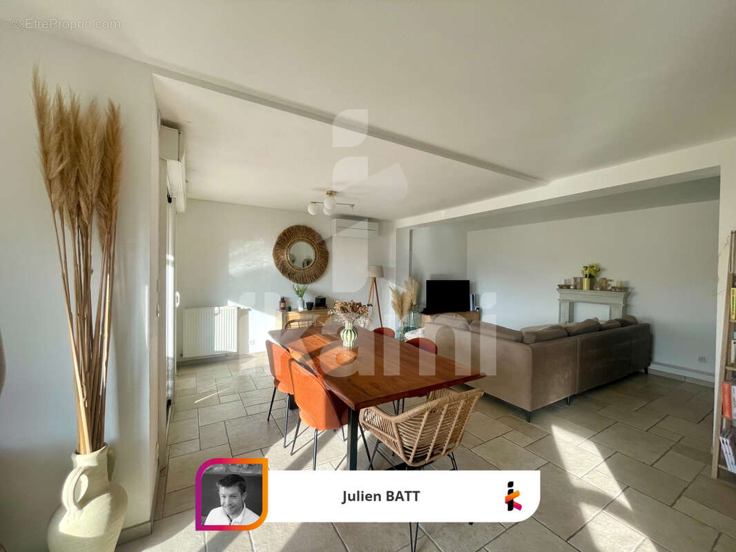 Maison à SAINT-DONAT-SUR-L'HERBASSE