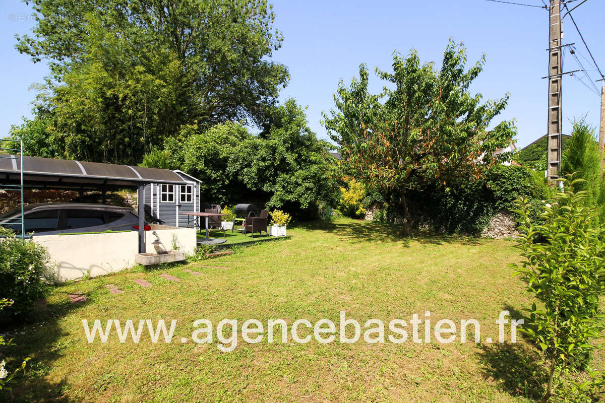 Maison à DIVONNE-LES-BAINS