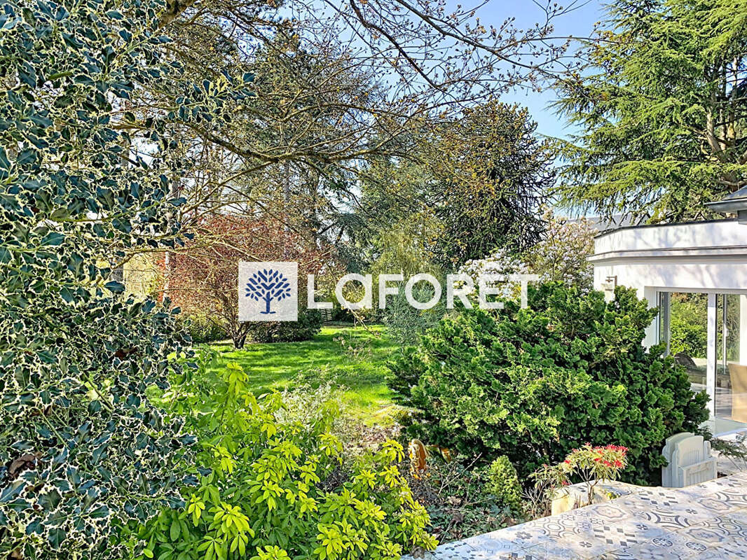 Maison à CRESPIERES