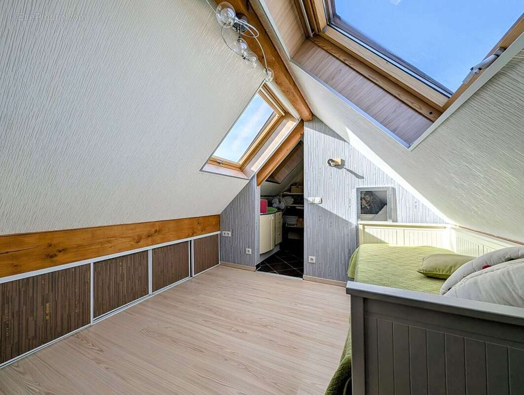 Maison à DRUMETTAZ-CLARAFOND