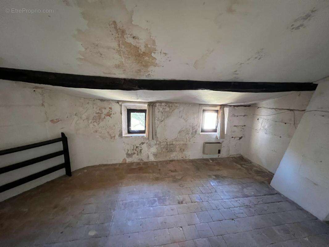 Maison de 6 pièces de 128 m² à Vidauban - photo 3