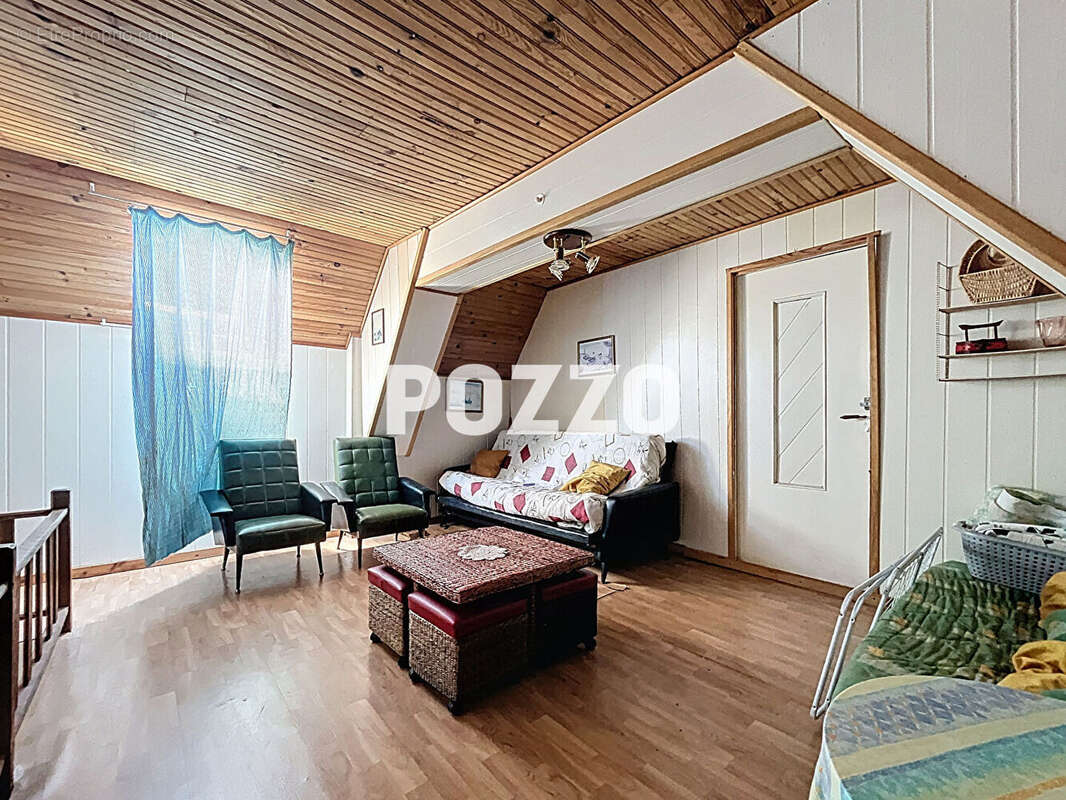 Maison à SAINT-PLANCHERS