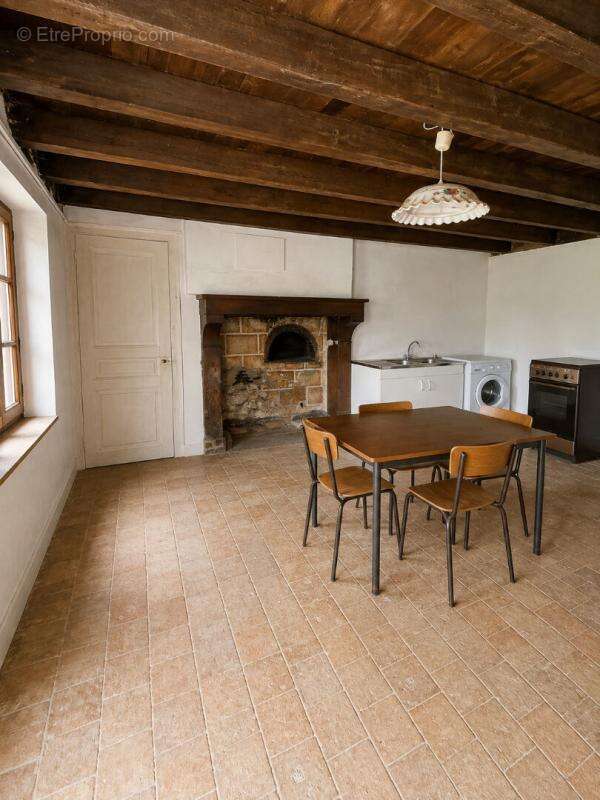 Chateaumeillant  Longère idéale pour vos projets - photo 18