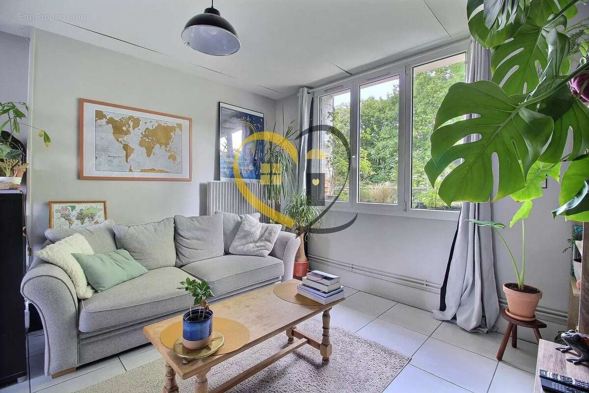 Appartement lumineux T3 bis de 59 m² à Bourges - photo 2