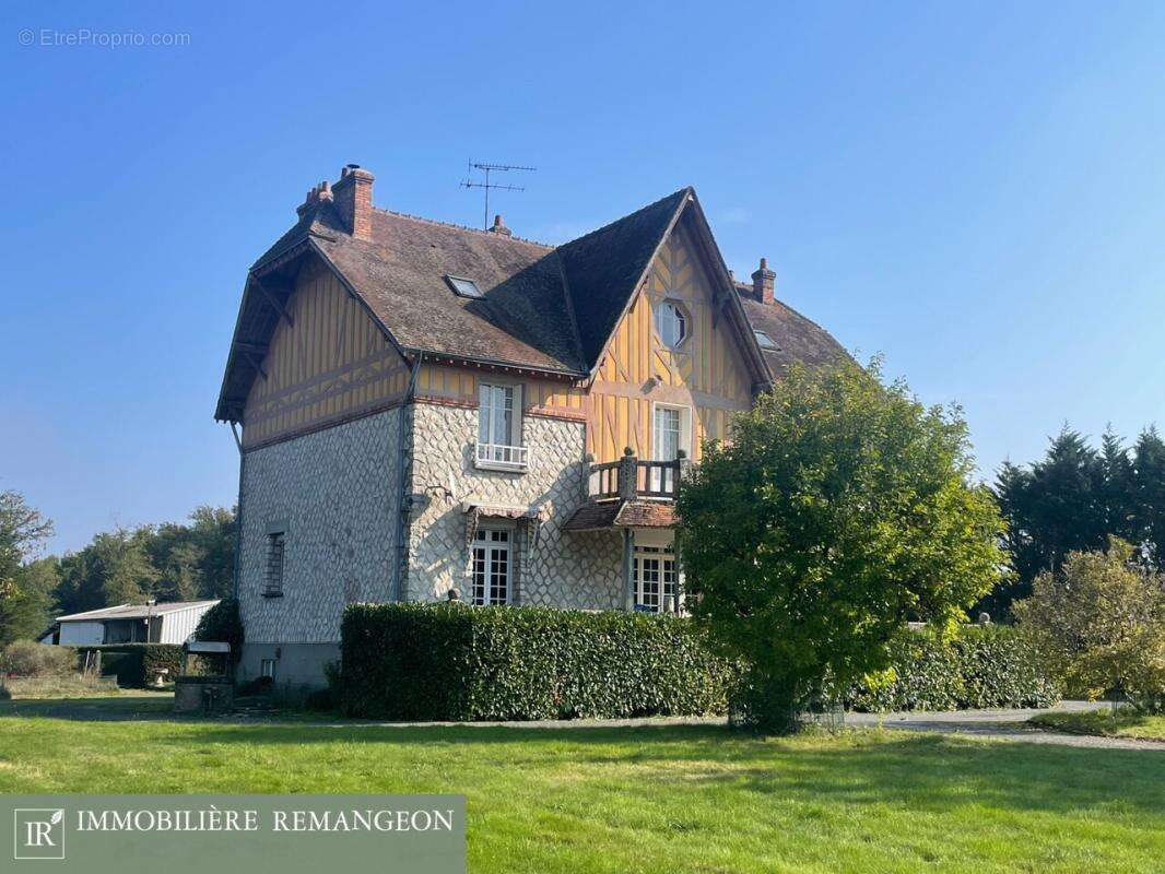 Maison à LAMOTTE-BEUVRON