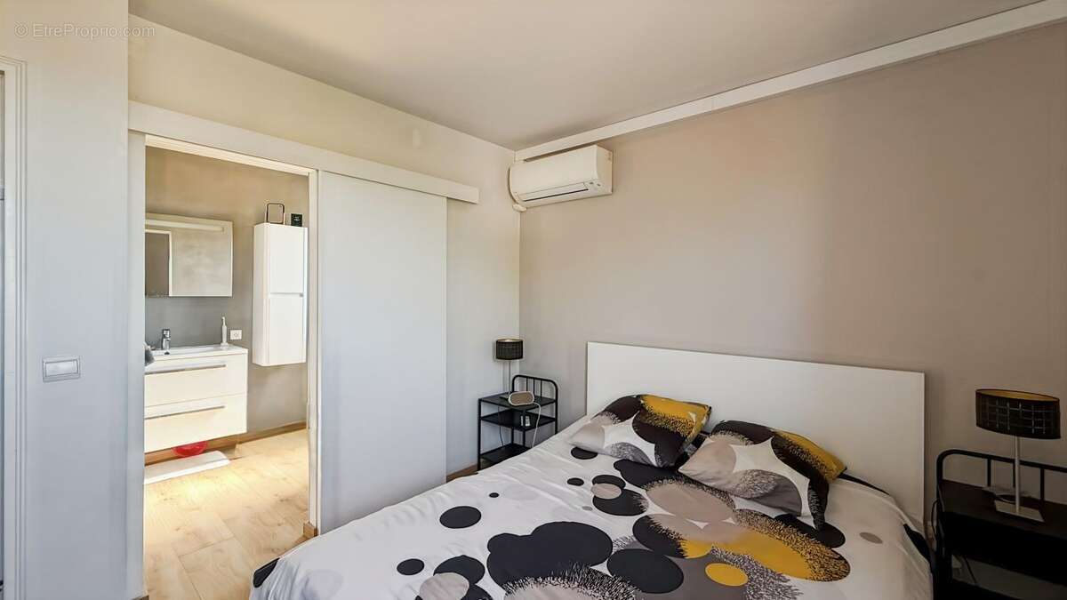 Appartement à SAINT-RAPHAEL