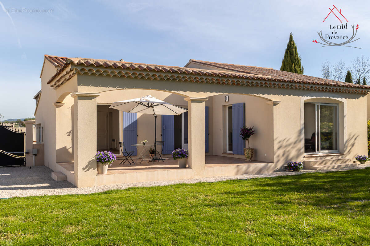 Maison à MAZAN