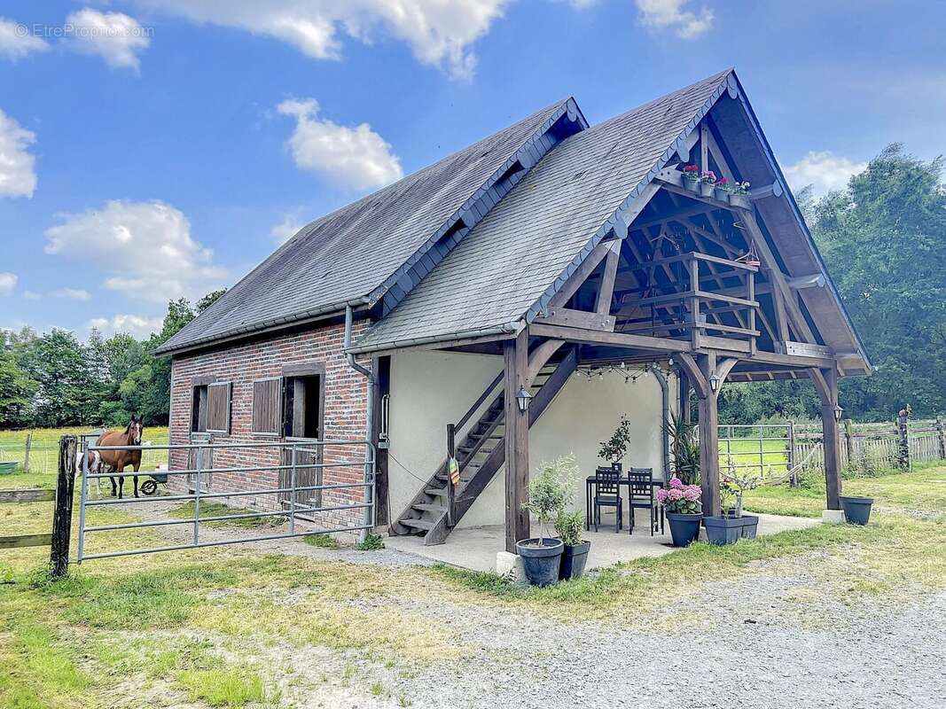 Maison 75 m² à Pont-L'eveque  - photo 2