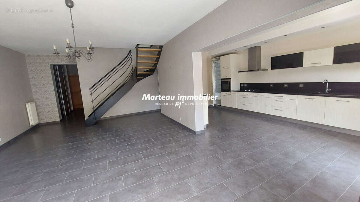 LE MANS Maison  6 pièces)148 m2 - photo 3