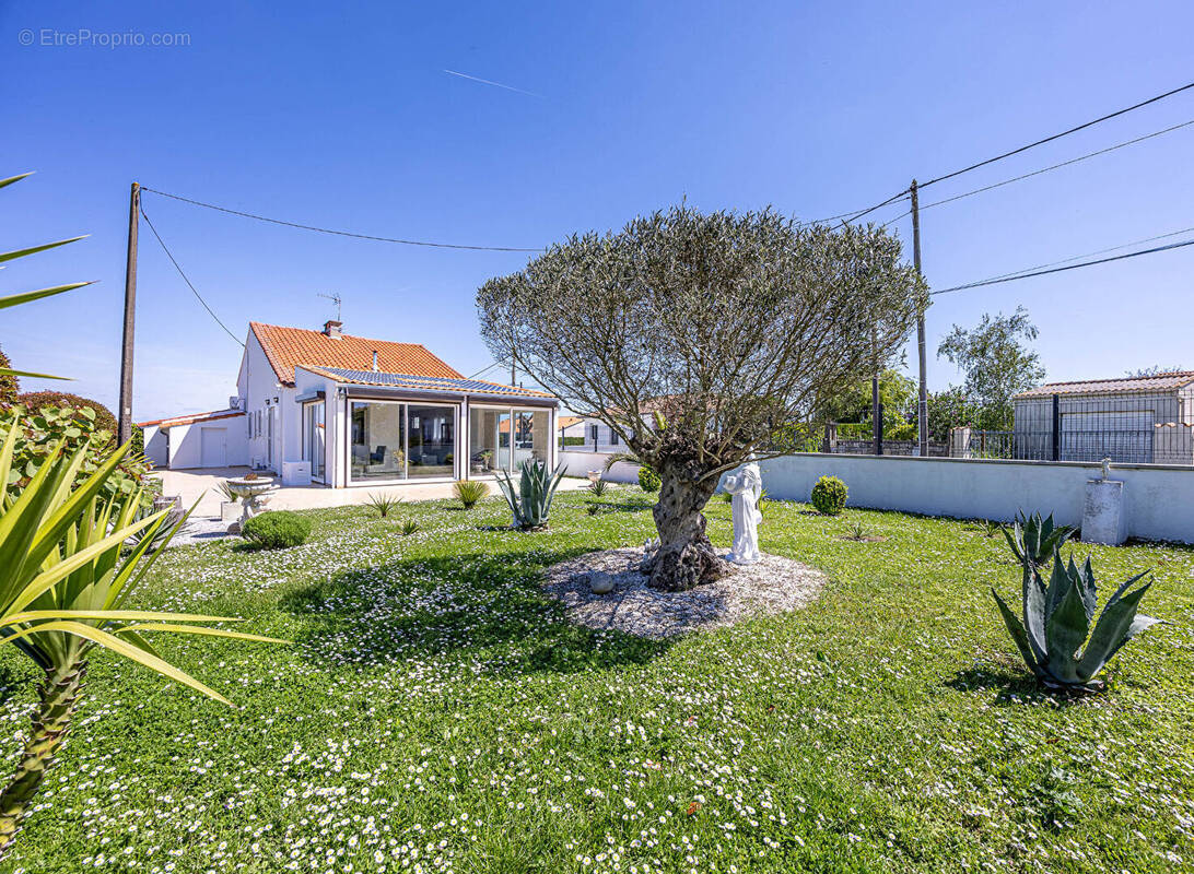 Maison à SAINT-GEORGES-DE-DIDONNE