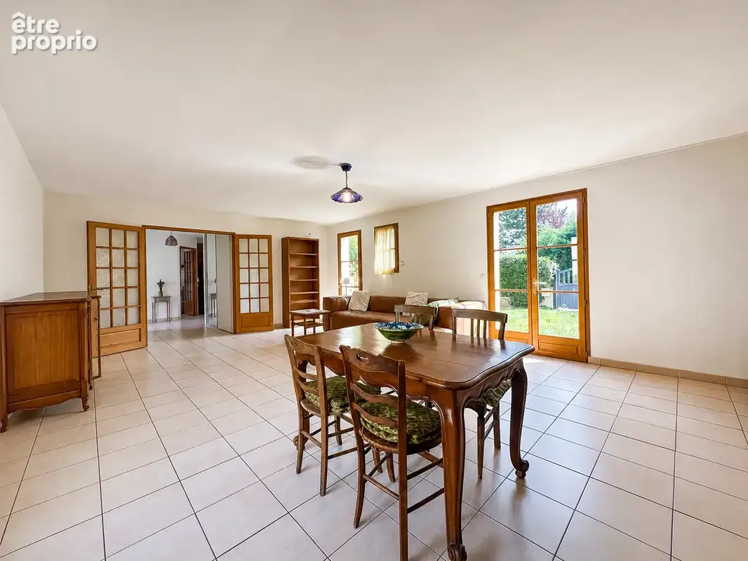 Vente maison traditionnelle de 7 pieces proche de la forêt de plaisir - photo 8