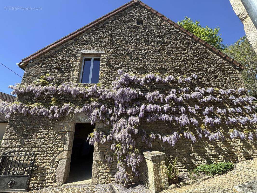 SEMUR EN AUXOIS 20min : maison de 144m², 5 chambres, grange, garage, cave, jardin. Prix 288 000€ - photo 6