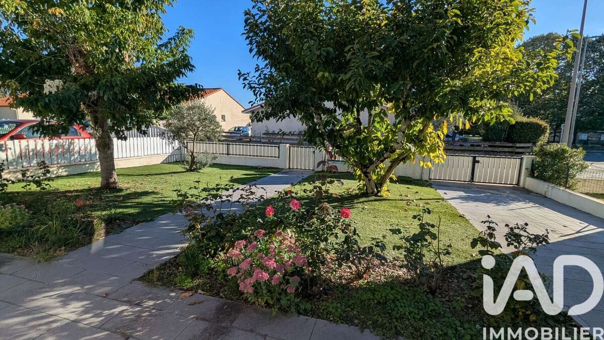 Photo 2 - Maison à LIBOURNE