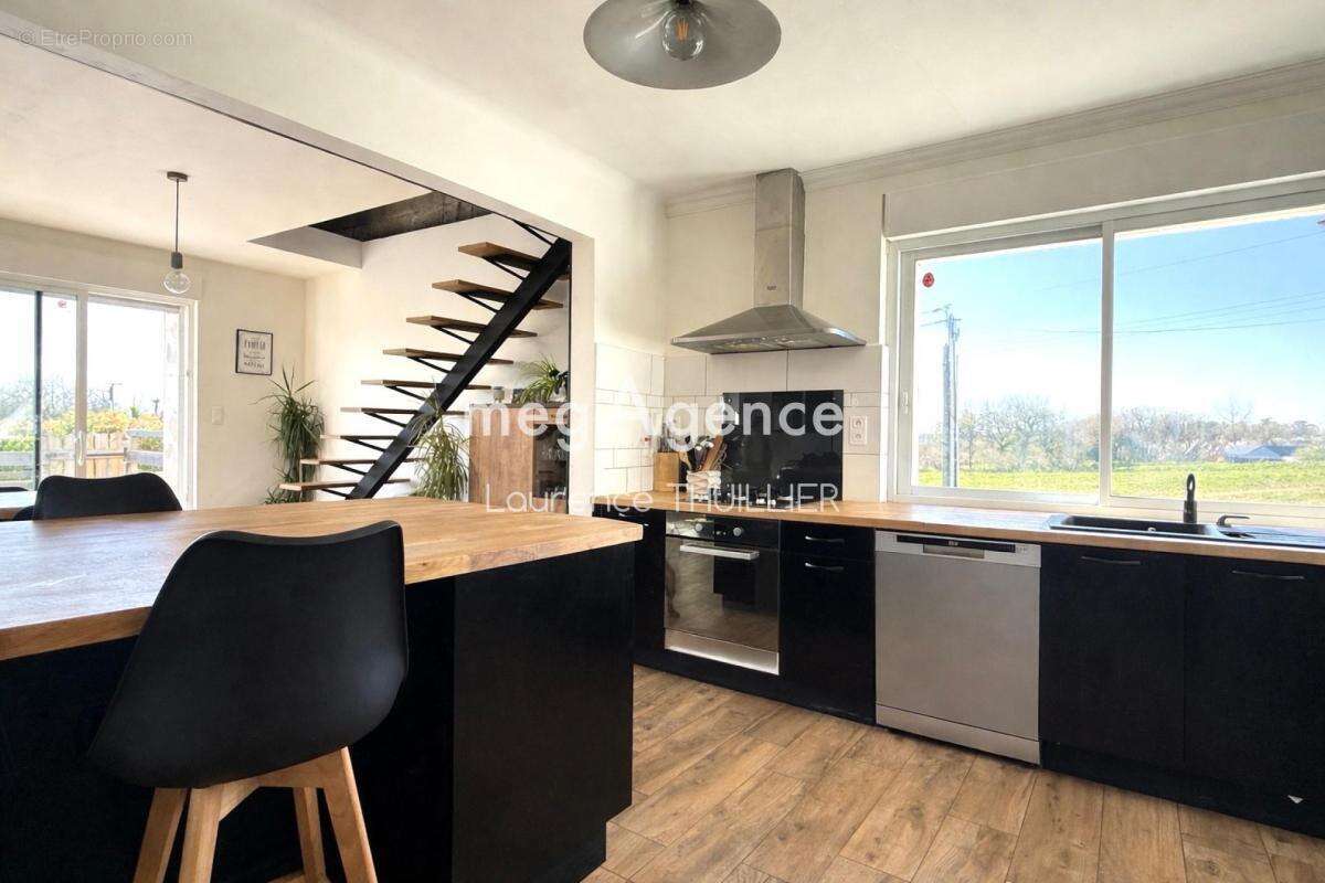 Maison 102 m² 3 pièces - photo 2