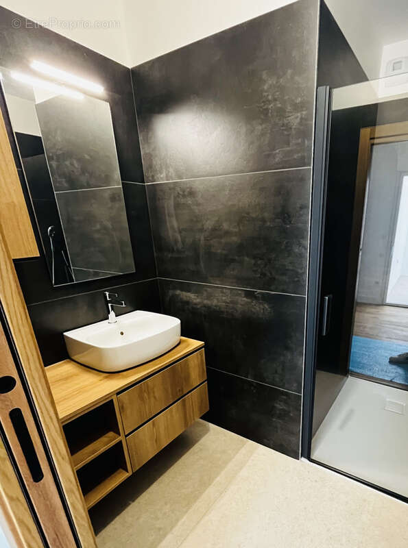 Appartement à SAINT-JEAN-DE-VEDAS