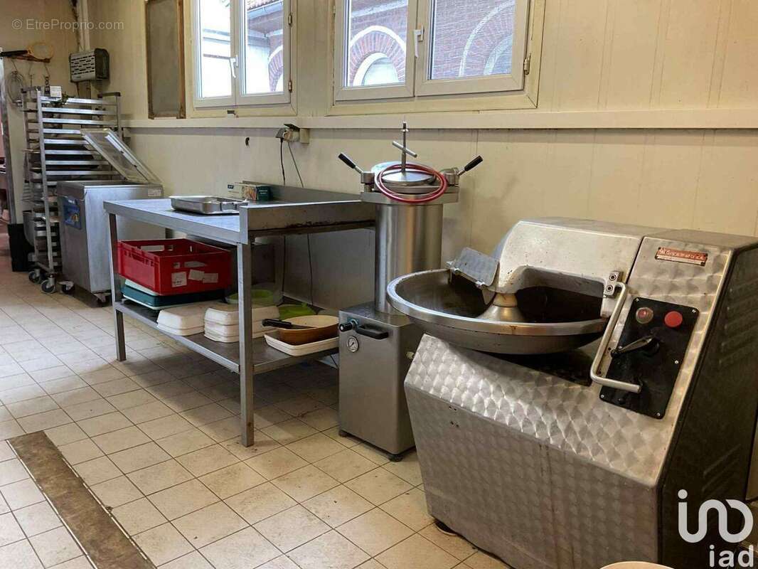 Photo 4 - Commerce à LE DOULIEU