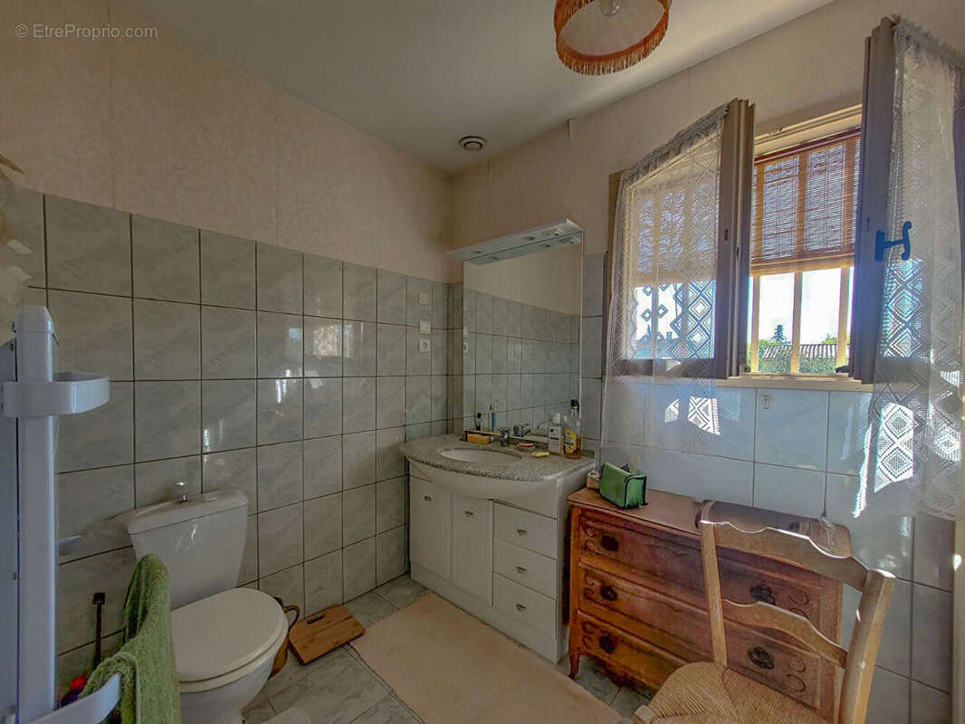 Maison à SAINT-PAUL-TROIS-CHATEAUX