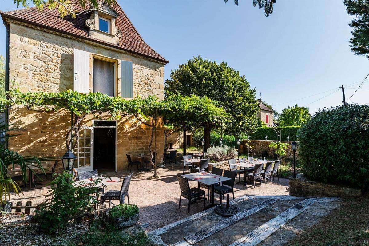 Ensemble immobilier de charme en pierre de 368m2 - photo 3