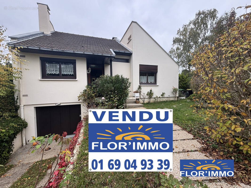 Maison à SAINT-MICHEL-SUR-ORGE