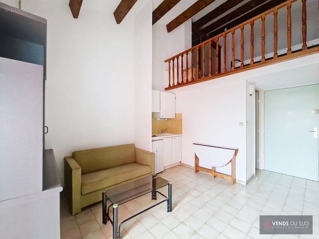 Appartement à LAMALOU-LES-BAINS