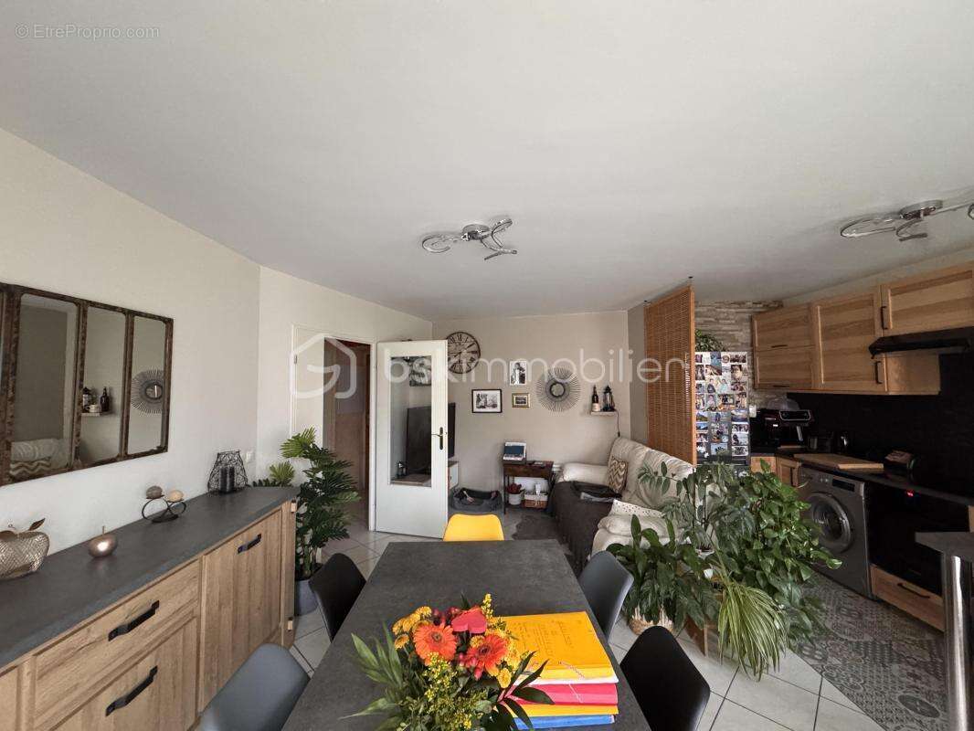 Appartement 3 pièces avec balcon et stationnement en sous-sol - Vert-Galant - DPE C - photo 5