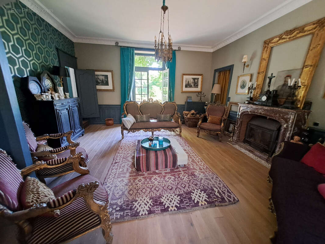 Maison à LE FRESNE-SUR-LOIRE