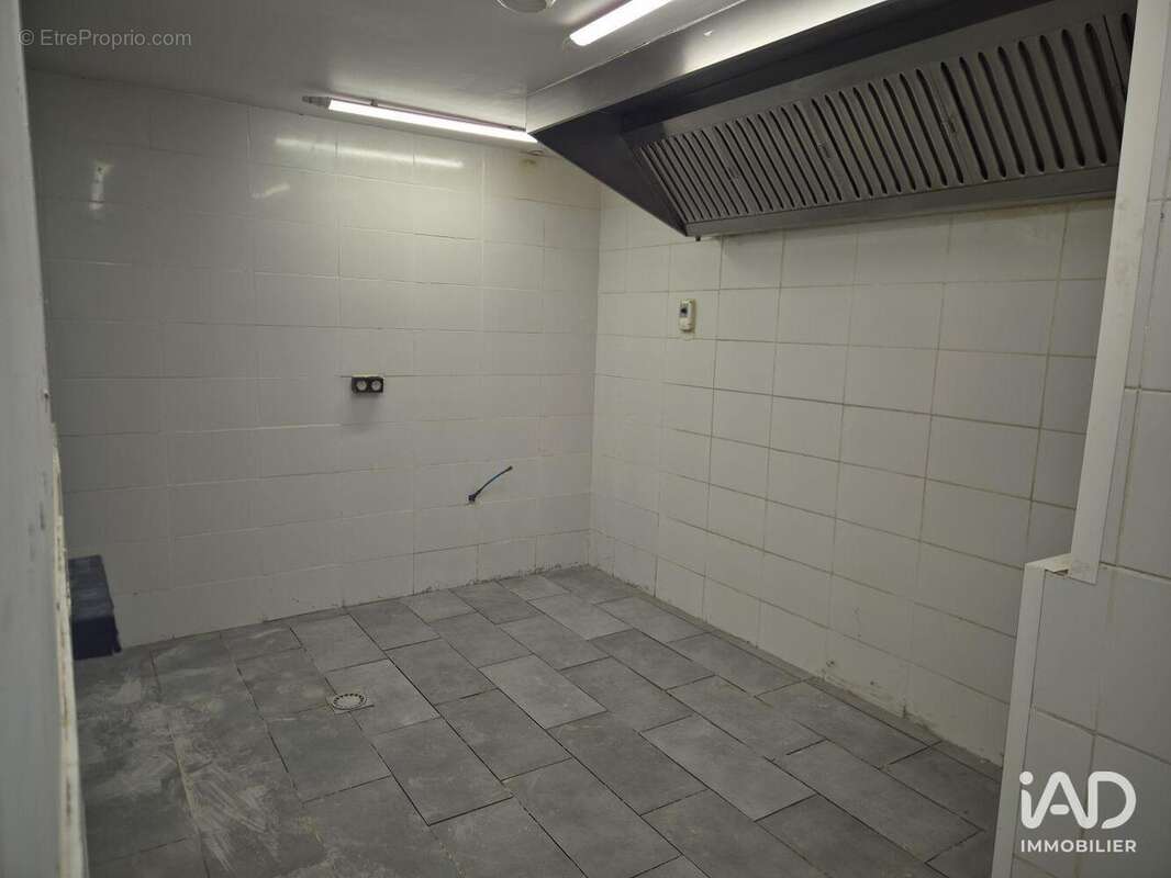 Photo 8 - Commerce à PONTEILLA