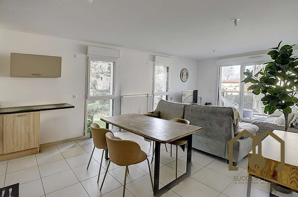 Appartement à VENISSIEUX