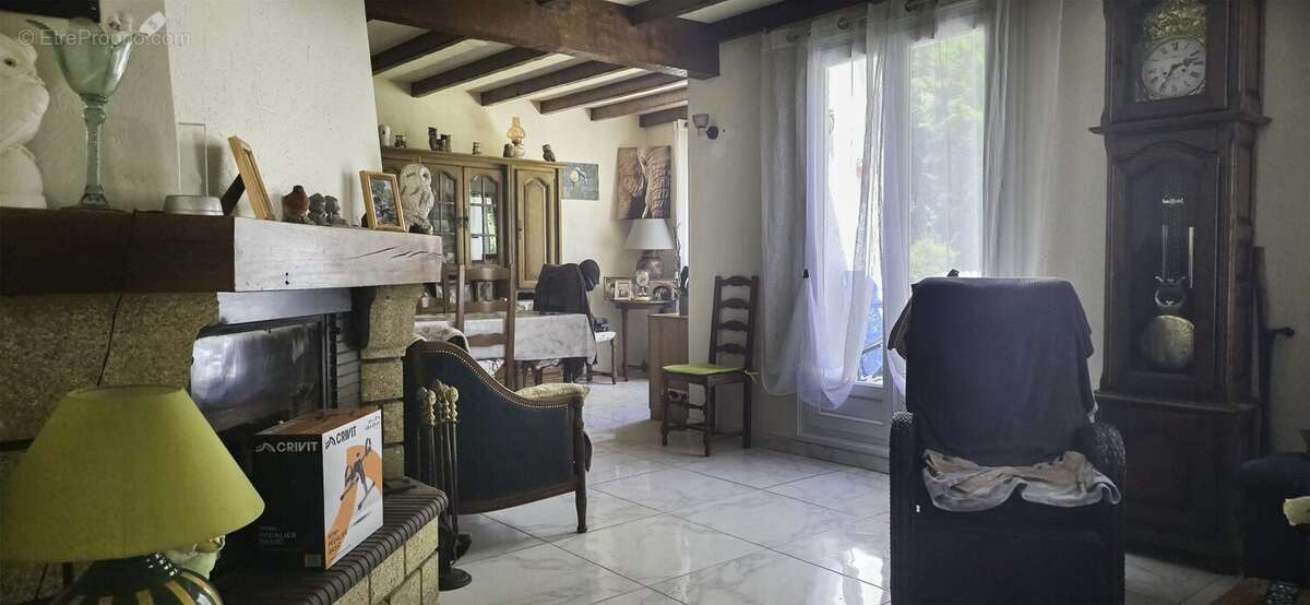 Maison à CHANIERS