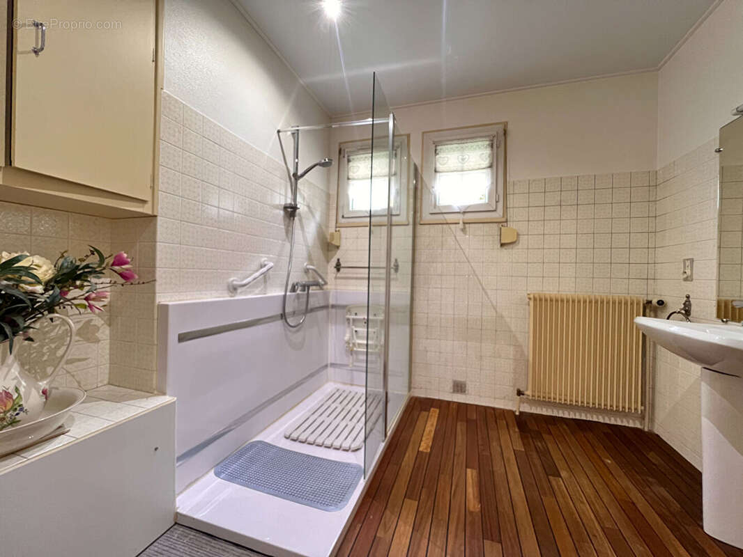 Maison à ARNIERES-SUR-ITON