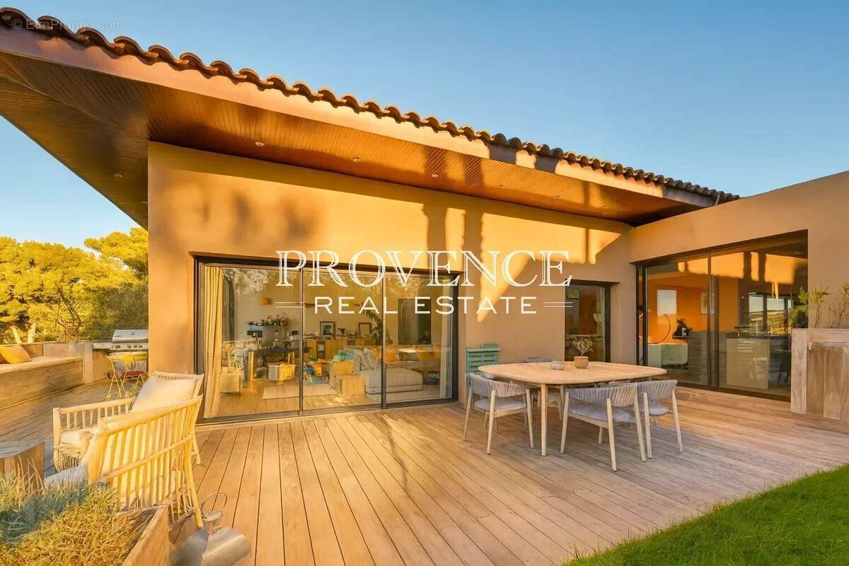 Maison à SANARY-SUR-MER