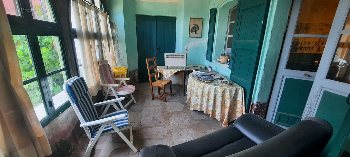 Maison à SAINT-LAURENT-DE-CERDANS