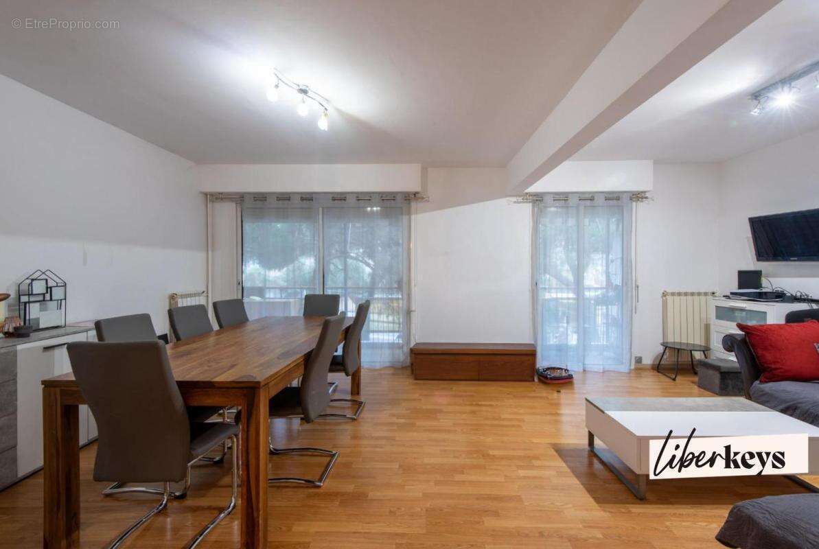 Appartement à SALON-DE-PROVENCE