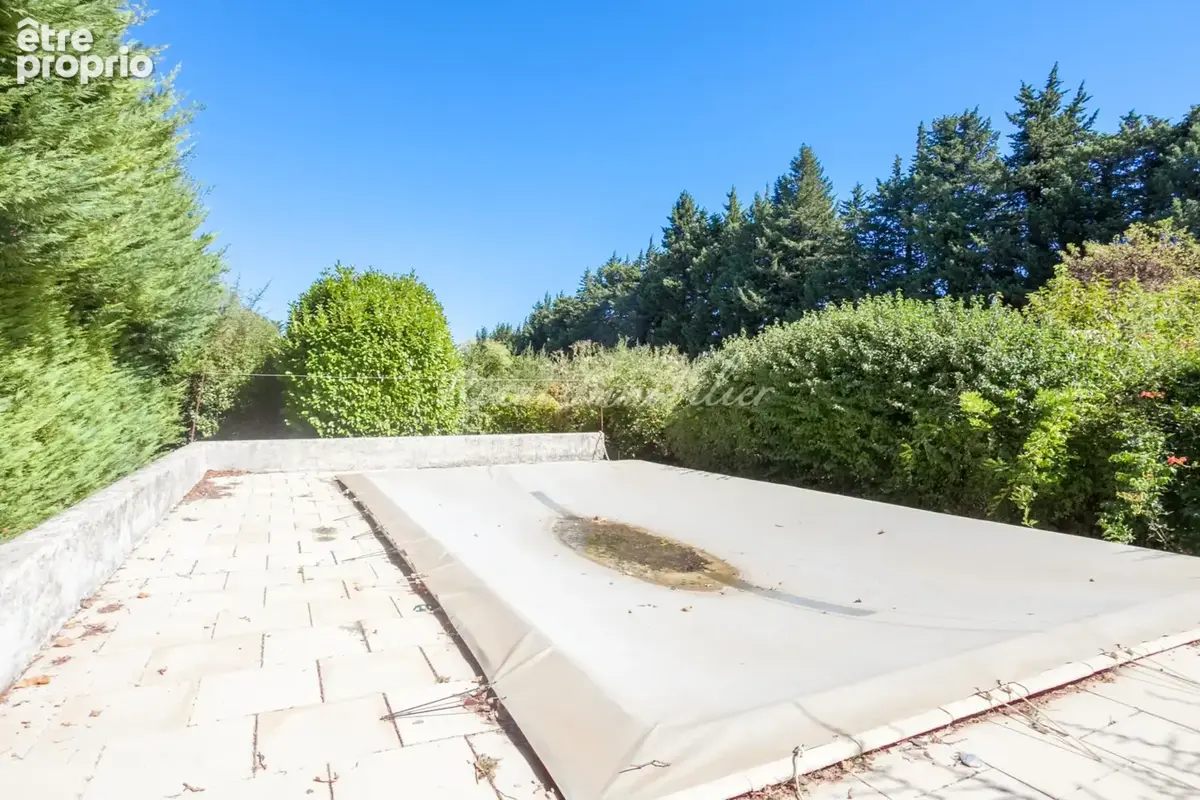 Maison 9 pièces 192 m² à vendre à L'isle-Sur-La-Sorgue (84800) - photo 4