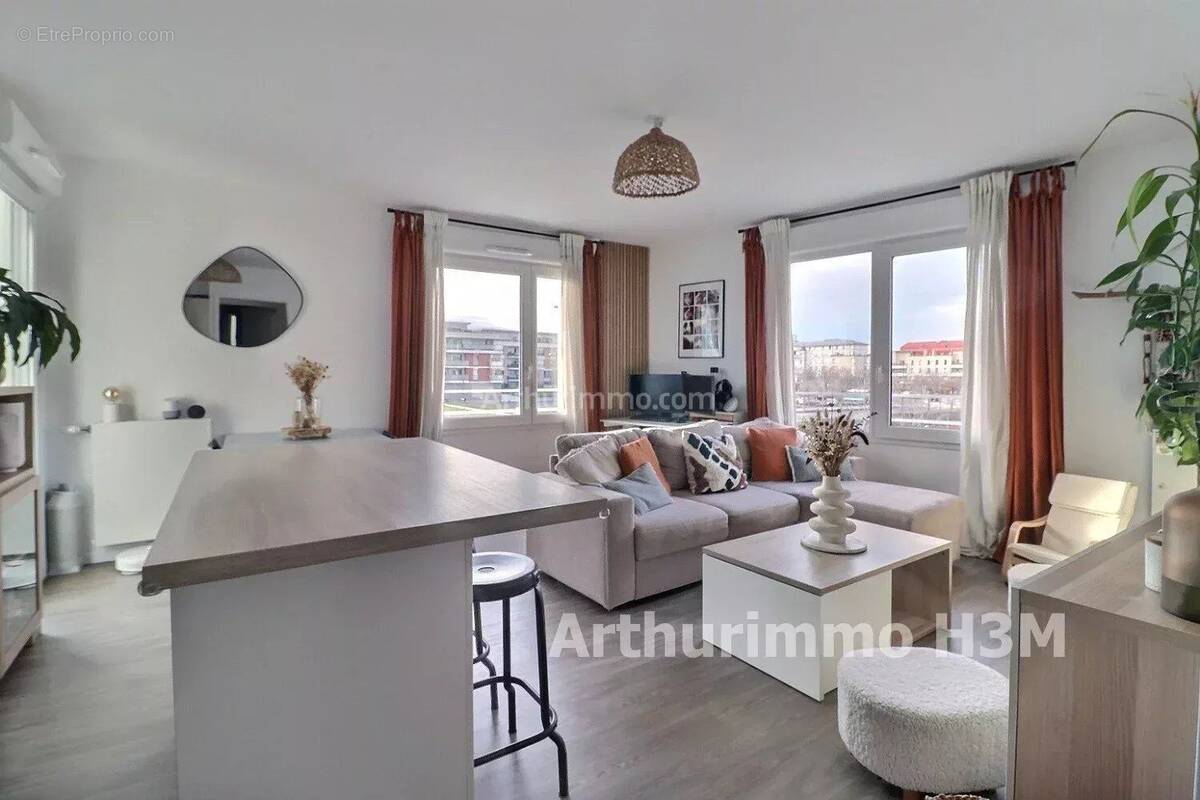 Appartement à SAINT-OUEN-L'AUMONE