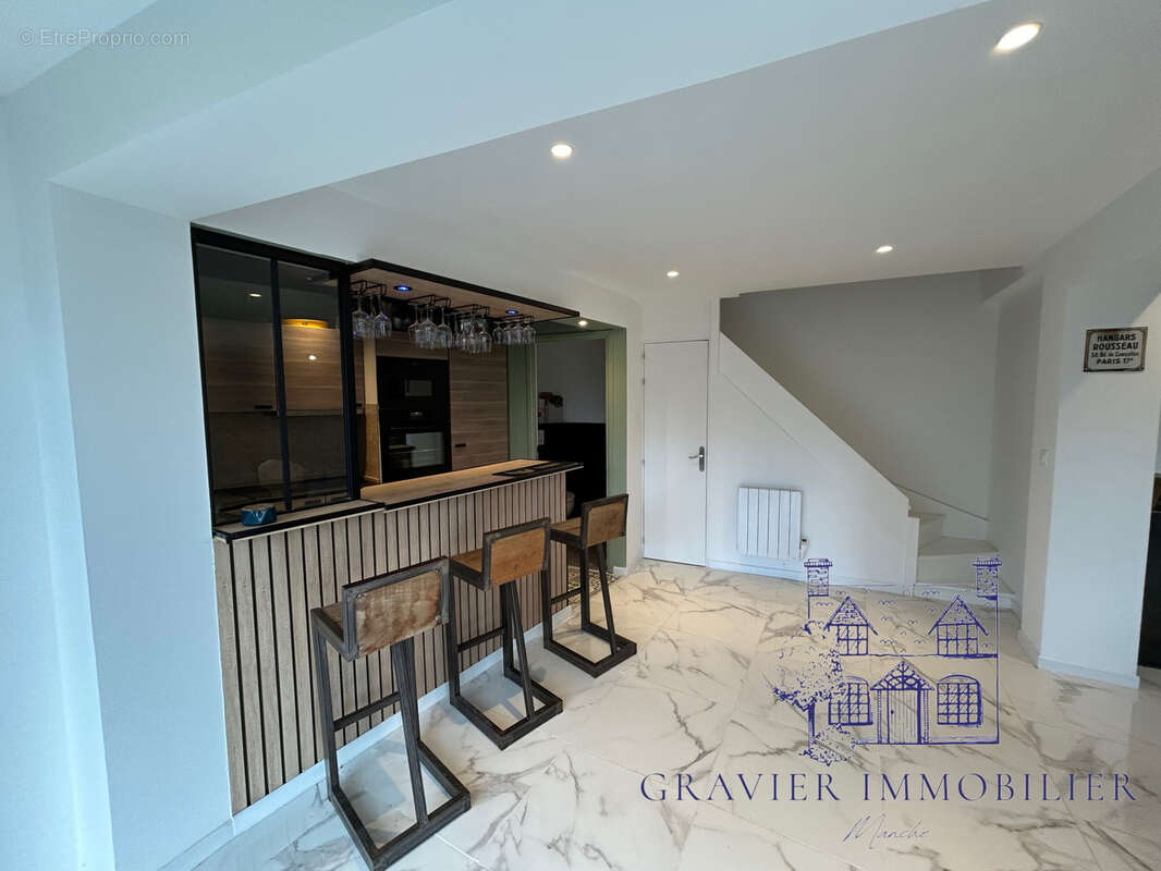 Maison à BRETTEVILLE-SUR-AY