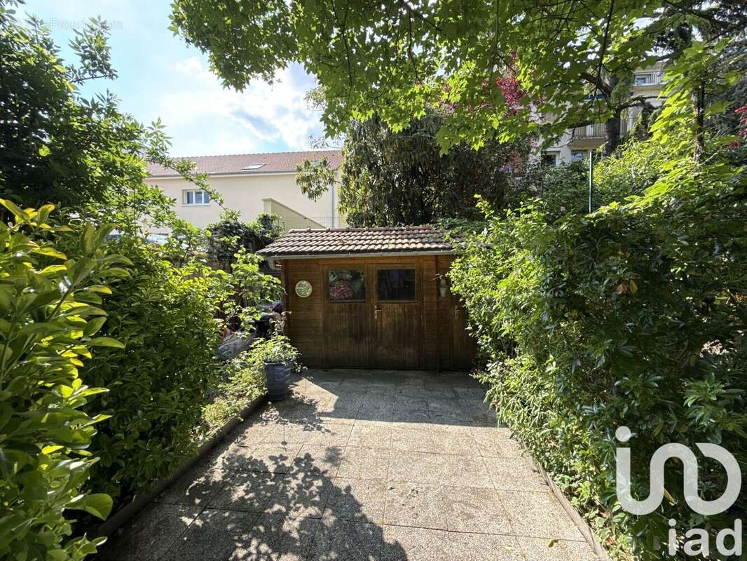 Photo 3 - Maison à VILLEMOMBLE