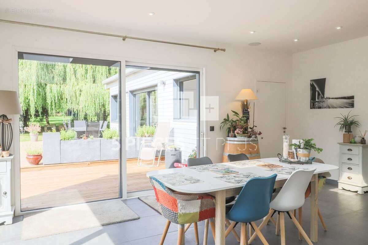 Maison à LARRE