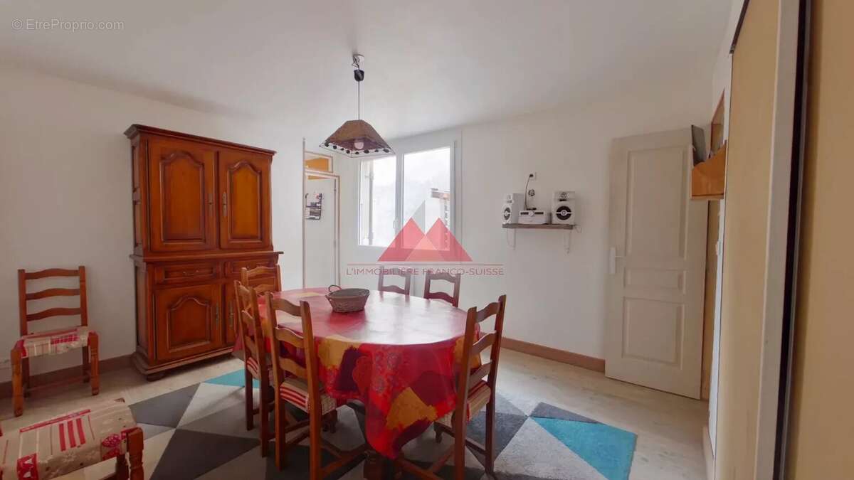 Appartement à DOUCIER
