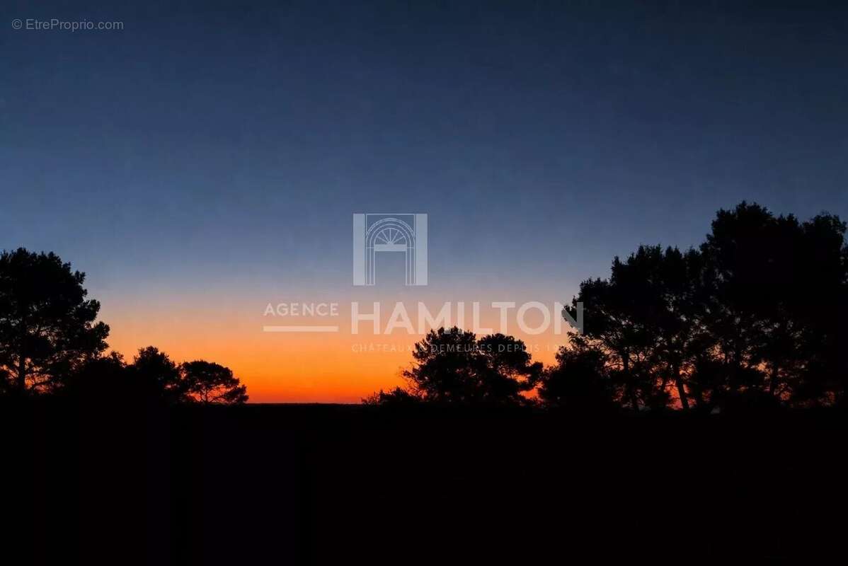Appartement à VALBONNE