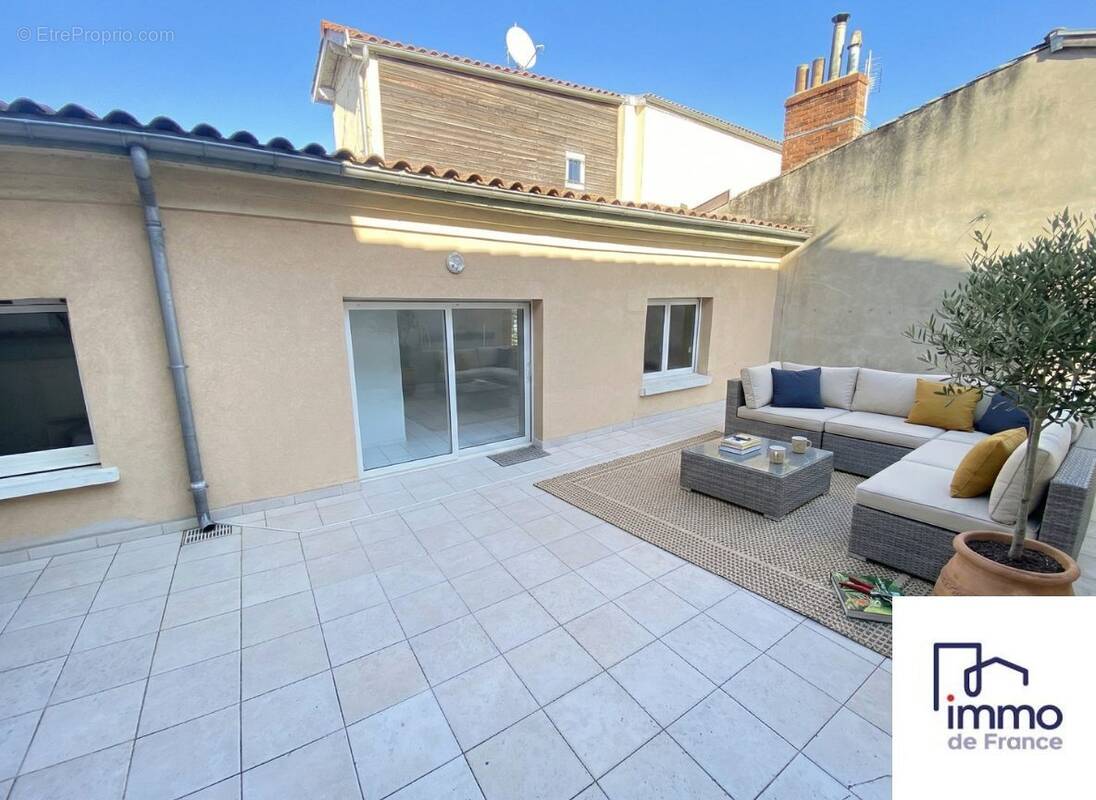 Appartement à SAINTE-COLOMBE