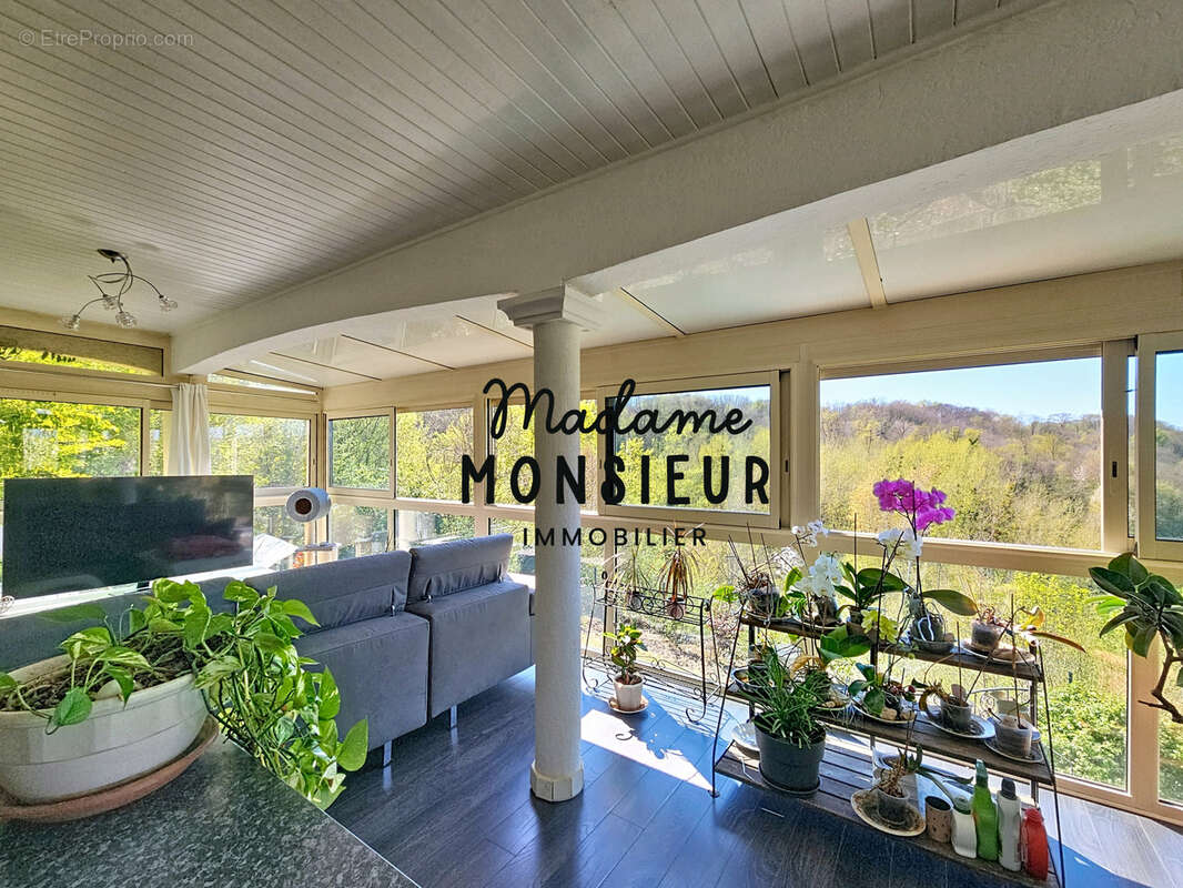 Maison à SAINT-CHEF