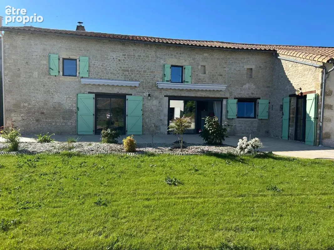 Magnifique maison rénovée à Coulonges-sur-l'Autize - photo 2