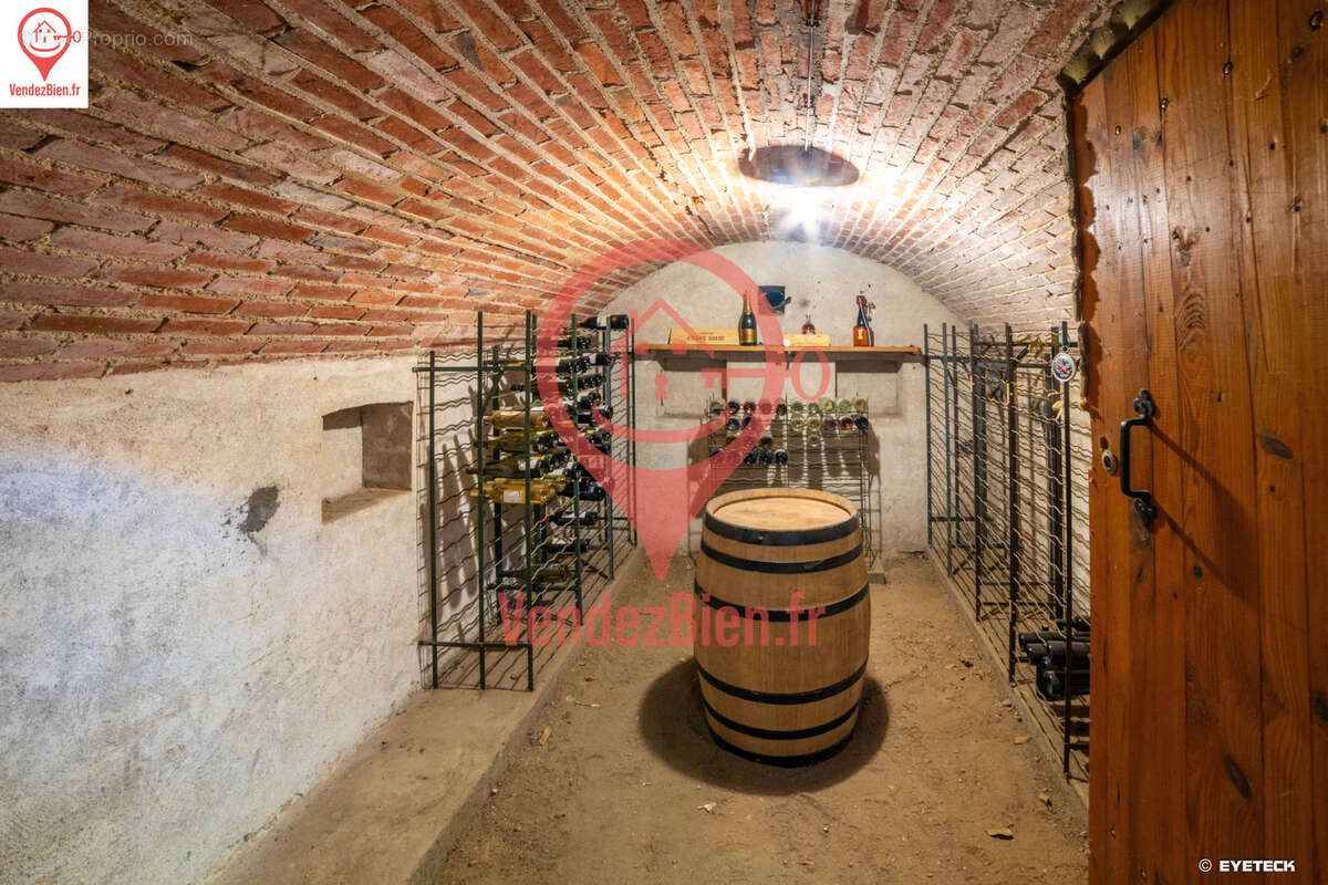 Maison à NEUVY-EN-SULLIAS