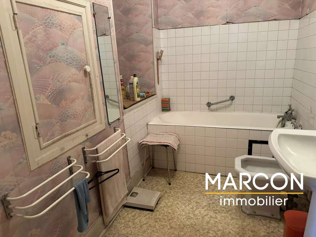 Maison à LA SOUTERRAINE