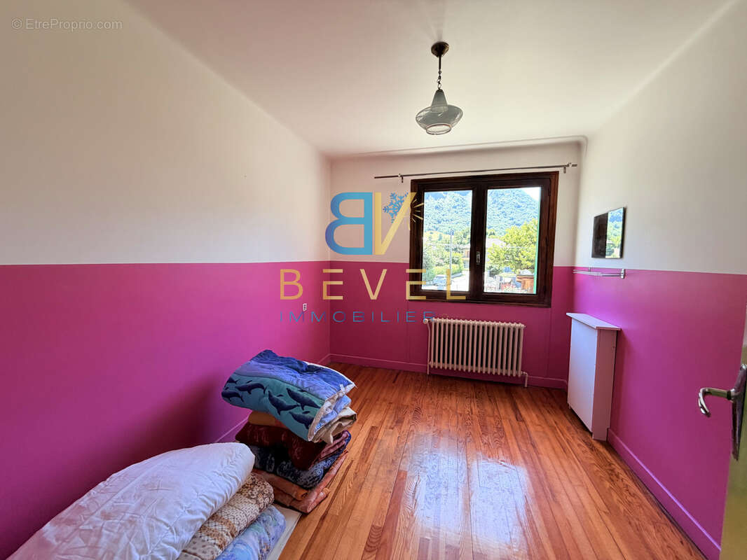 (73) SAINT-JEAN DE MAURIENNE - Maison fort potentiel - Emplacement stratégique - Remise en vente - photo 16